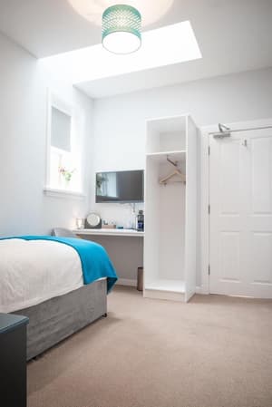 thumbnail: Room