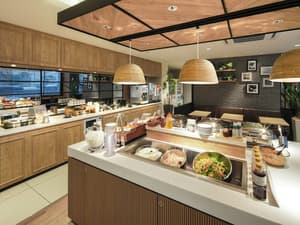 thumbnail: Breakfast area