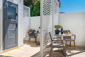 thumbnail: Terrace/patio