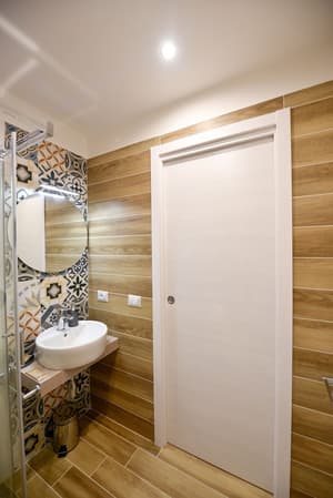 thumbnail: Bathroom sink