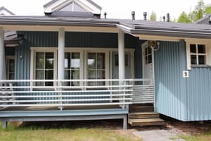 thumbnail: Front of property