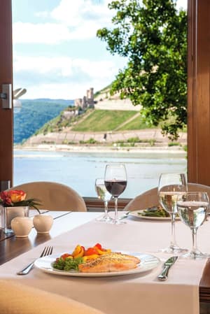 thumbnail: Restaurant