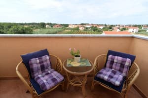 thumbnail: Balcony