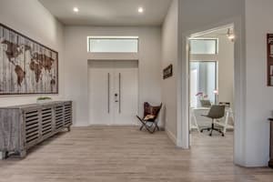 thumbnail: Interior entrance