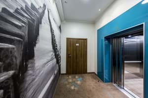 thumbnail: Hallway