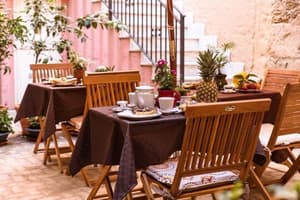 thumbnail: Restaurant