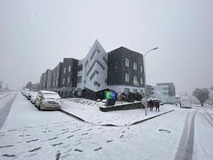 thumbnail: Snow and ski sports