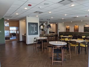 thumbnail: Breakfast area