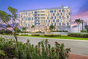 thumbnail: Front of property