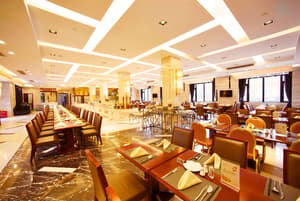 thumbnail: Dining