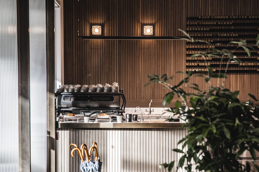 Coffee shop