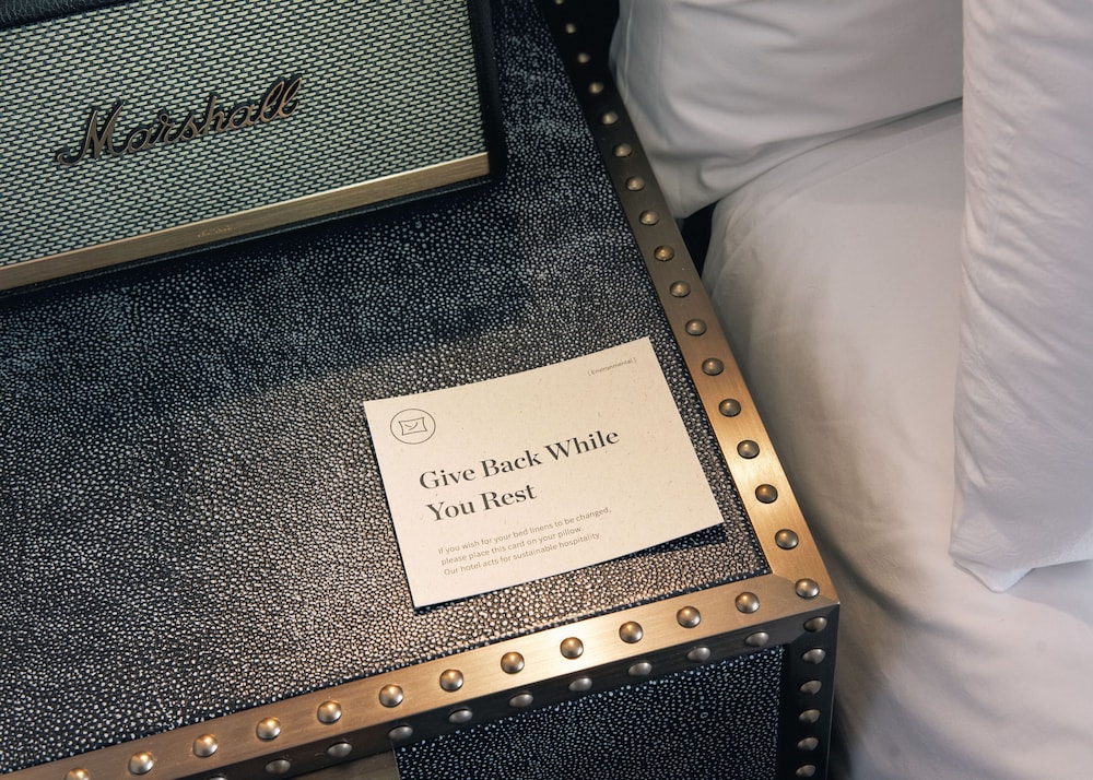 Room amenity