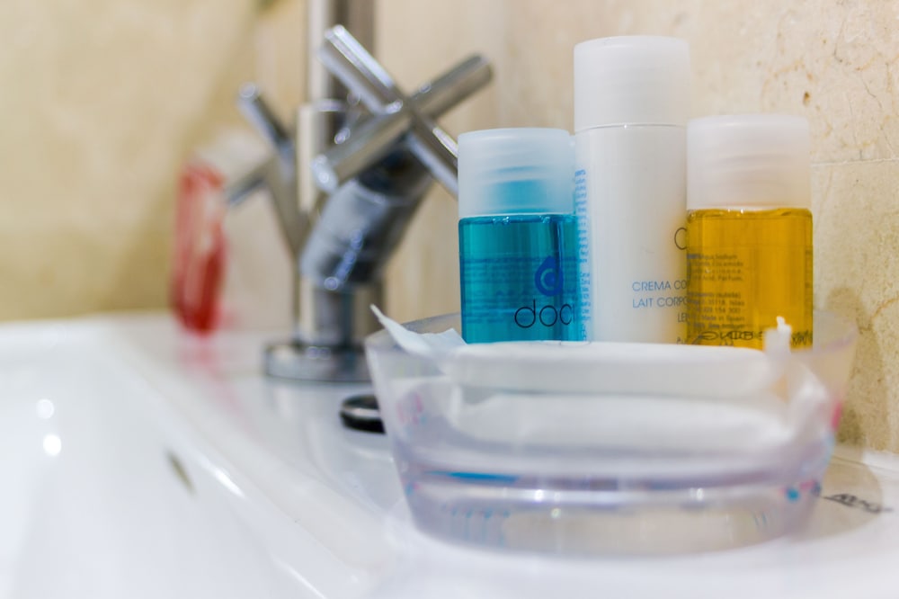 Bathroom amenities