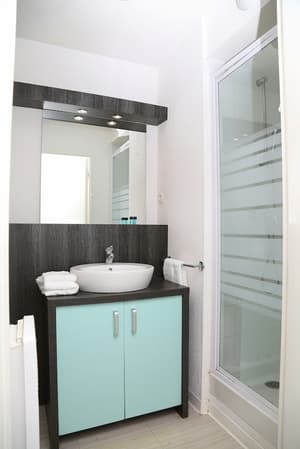 thumbnail: Bathroom sink