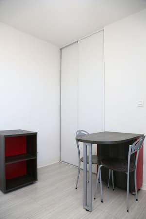thumbnail: In-room dining