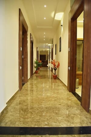 thumbnail: Interior