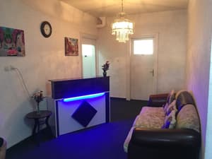 thumbnail: Lobby sitting area