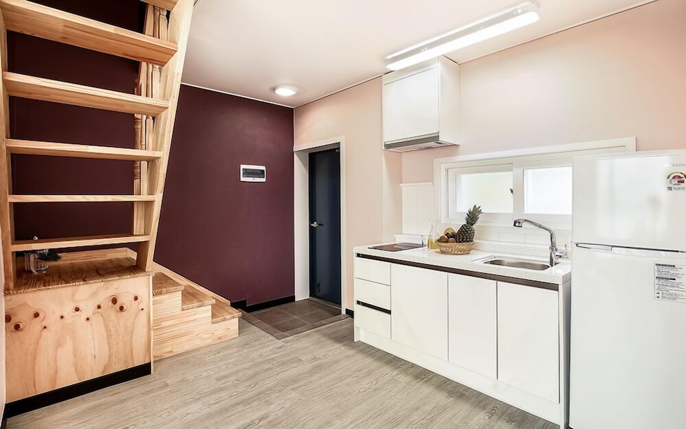 Private kitchenette
