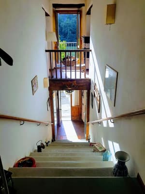 thumbnail: Staircase