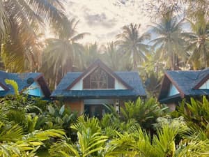 thumbnail: Property grounds