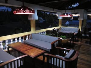 thumbnail: Dining