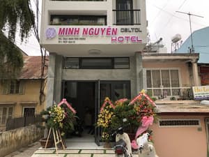 thumbnail: Front of property