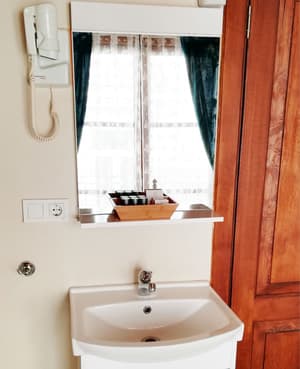 thumbnail: Bathroom sink