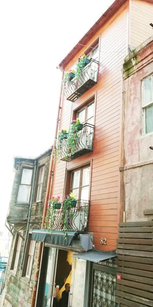 thumbnail: Exterior