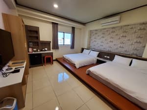 thumbnail: Room