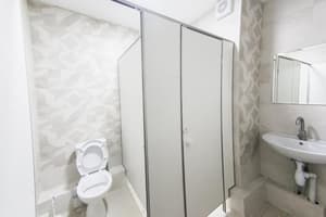 thumbnail: Bathroom shower