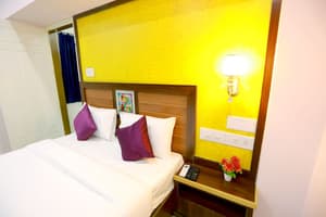 thumbnail: Interior detail