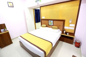 thumbnail: Interior detail