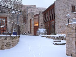 thumbnail: General view