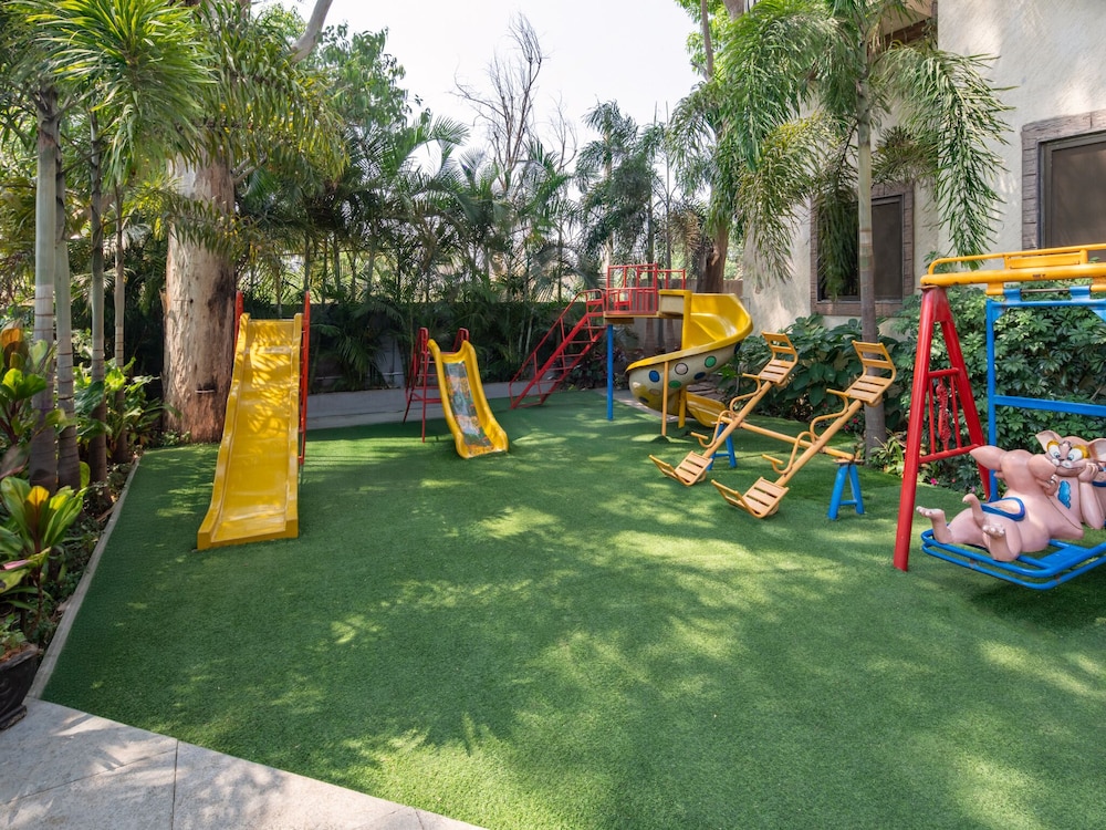 Children's play area - outdoor