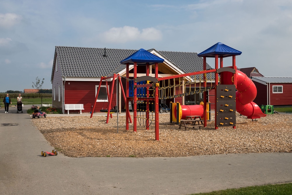Children's play area - outdoor