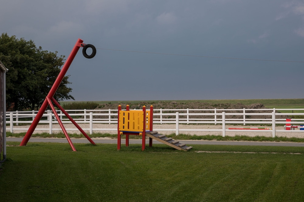 Children's play area - outdoor