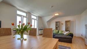thumbnail: Living area