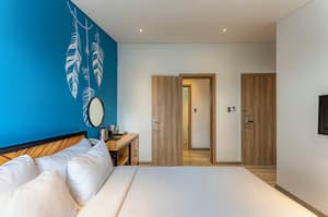 thumbnail: Room