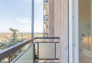 thumbnail: Balcony