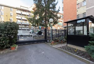 thumbnail: Property entrance