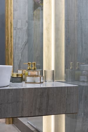 thumbnail: Bathroom amenities