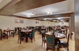 thumbnail: Restaurant
