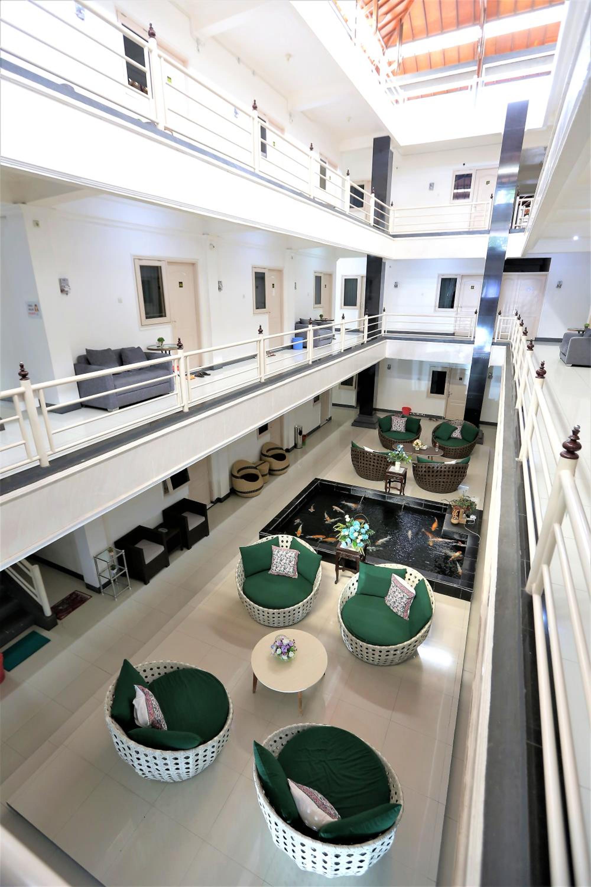 Restaurant-cafeteria