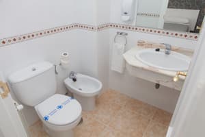 thumbnail: Bathroom