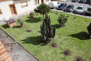 thumbnail: Property grounds