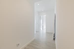 thumbnail: Interior