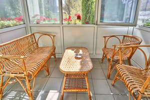 thumbnail: Balcony