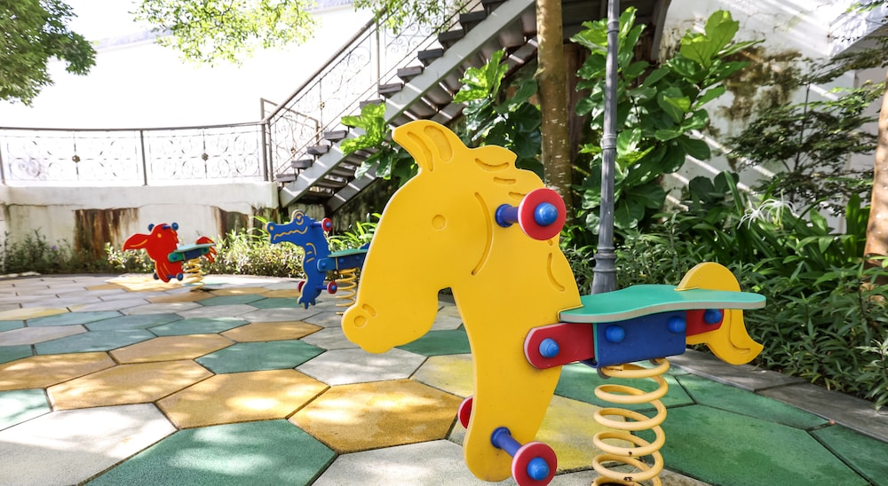 Children's play area - outdoor