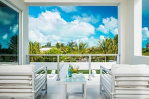 thumbnail: Balcony