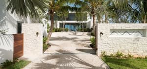 thumbnail: Property grounds